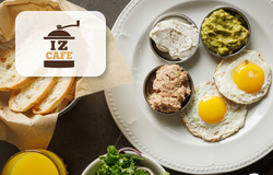 ארוחת בוקר זוגית - IZ CAFE